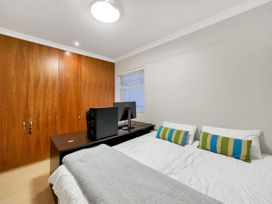 2 Bedroom Property for Sale in Mouille Point Western Cape